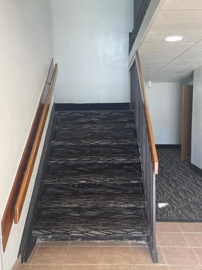Super 8 By Wyndham Amarillo Central Tx Екстериор снимка
