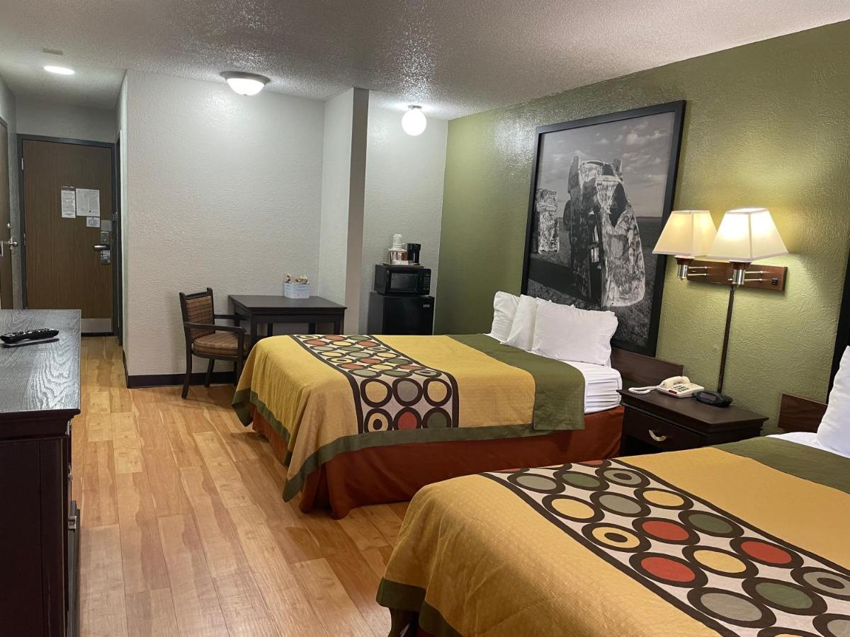 Super 8 By Wyndham Amarillo Central Tx Екстериор снимка