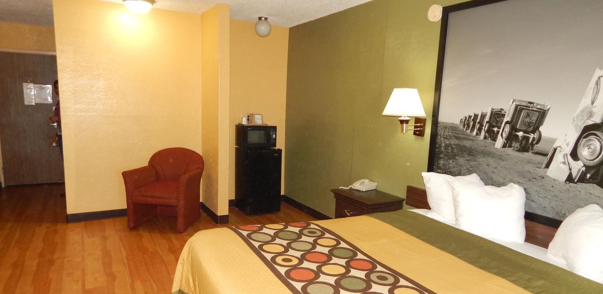 Super 8 By Wyndham Amarillo Central Tx Екстериор снимка