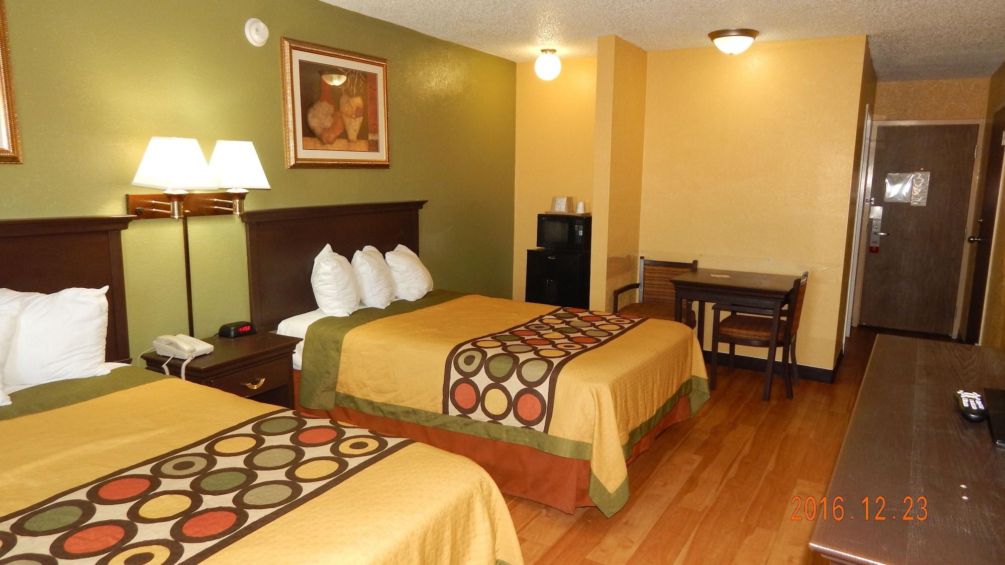 Super 8 By Wyndham Amarillo Central Tx Екстериор снимка