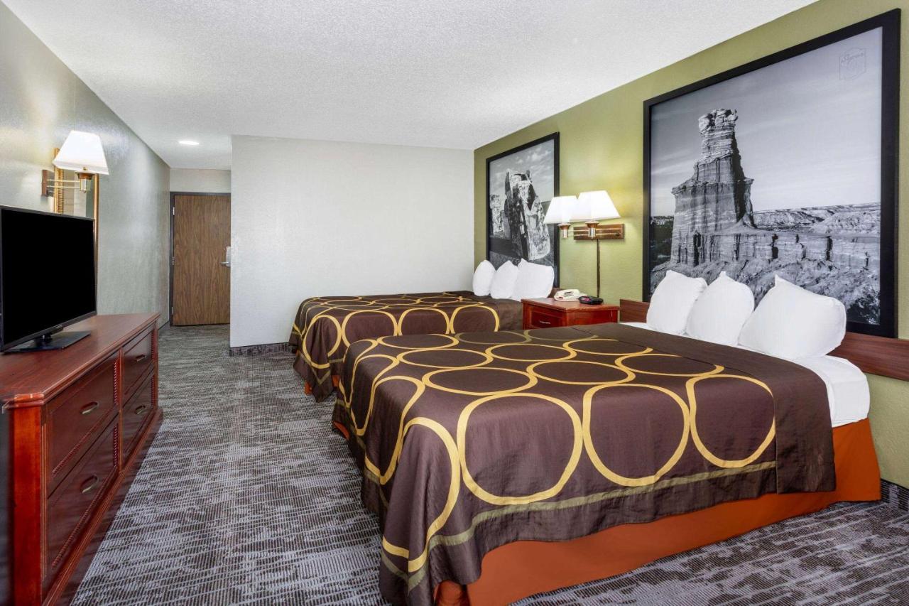Super 8 By Wyndham Amarillo Central Tx Екстериор снимка