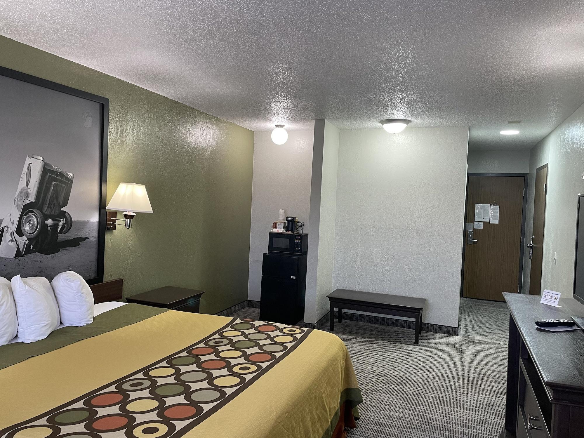 Super 8 By Wyndham Amarillo Central Tx Екстериор снимка